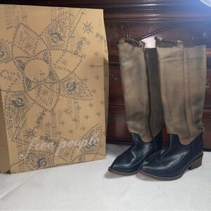 FREE PEOPLE ‘Tritone’ 2-Tone Leather Tall Riding Knee High Boots Womens Sz 36